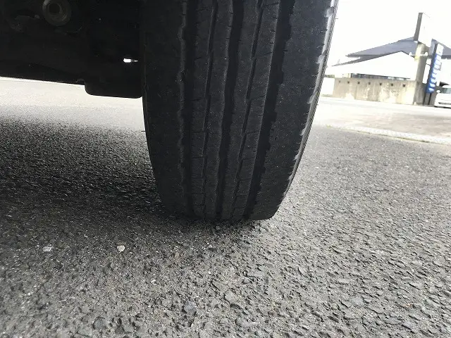 いすゞ エルフ TRG-NKR85A(2WD)の写真45