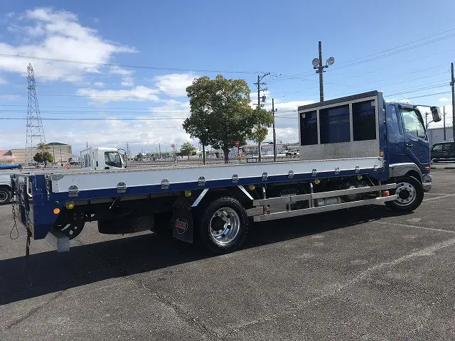 三菱 ファイター 2KG-FK62FY(2WD)の写真6