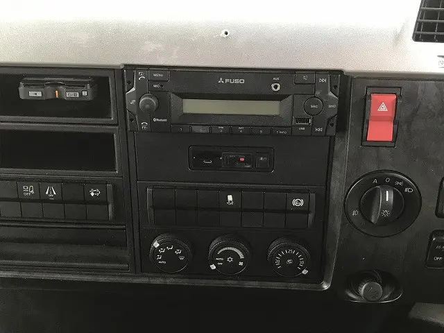 三菱 ファイター 2KG-FK62FY(2WD)の写真29