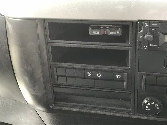 三菱 ファイター 2KG-FK62FY(2WD)の写真31