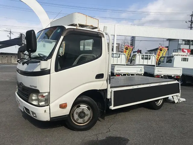 日野 デュトロ BKG-XZU508M(2WD)の写真9