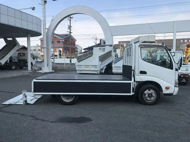 日野 デュトロ BKG-XZU508M(2WD)の写真15