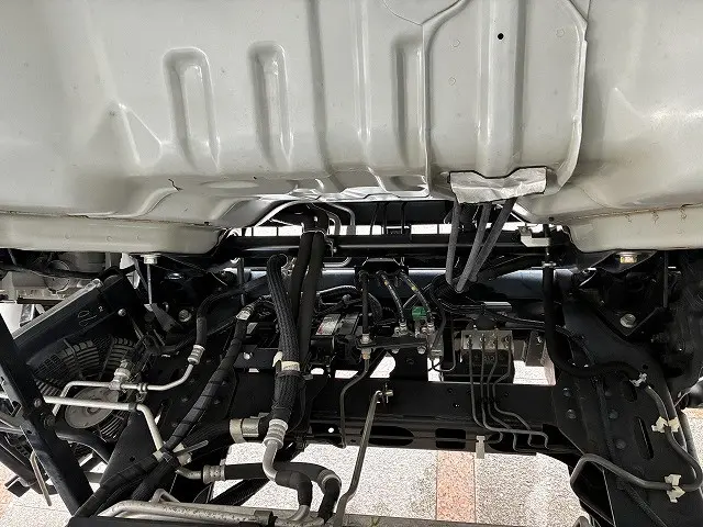 いすゞ エルフ 2PG-NPR88YNの写真21