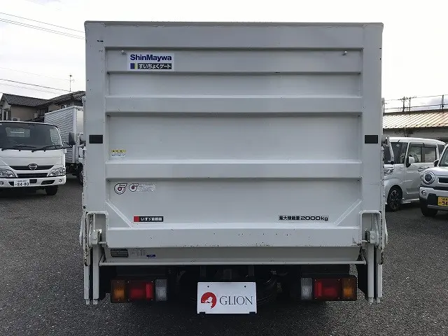 いすゞ エルフ TRG-NJR85A(2WD)の写真5