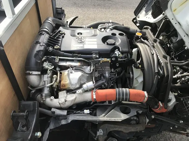 いすゞ エルフ TRG-NJR85A(2WD)の写真25