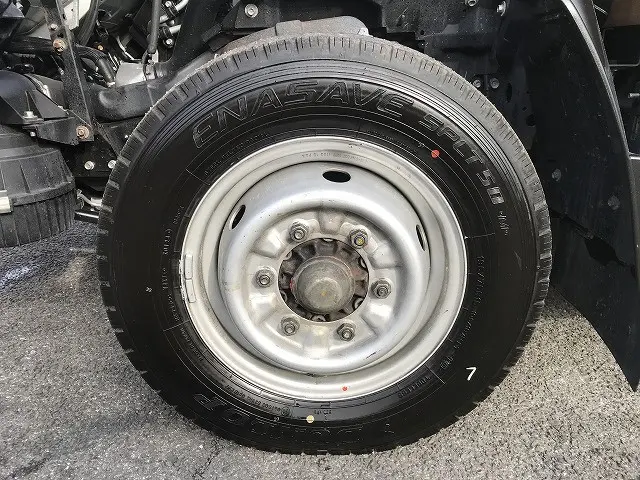 いすゞ エルフ TRG-NJR85A(2WD)の写真30