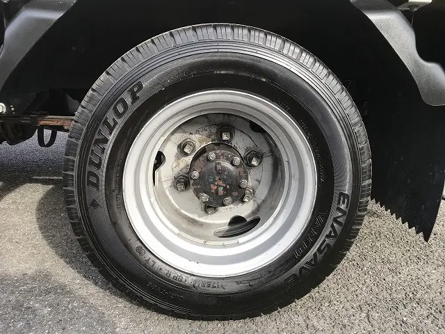 いすゞ エルフ TRG-NJR85A(2WD)の写真33