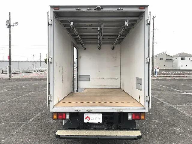 いすゞ エルフ 2RG-NHR88AN(2WD)の写真12