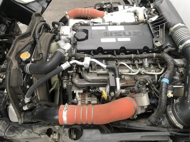 いすゞ エルフ 2RG-NHR88AN(2WD)の写真24