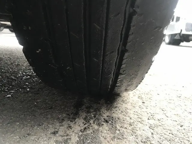 いすゞ エルフ 2RG-NHR88AN(2WD)の写真35