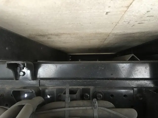 いすゞ エルフ 2RG-NHR88AN(2WD)の写真40