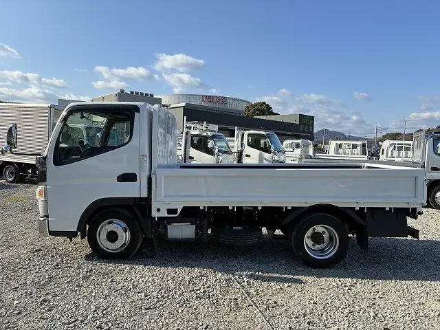 三菱 キャンター 2RG-FBA20(2WD)の写真4