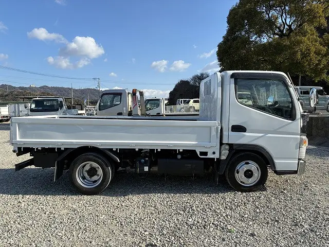 三菱 キャンター 2RG-FBA20(2WD)の写真5