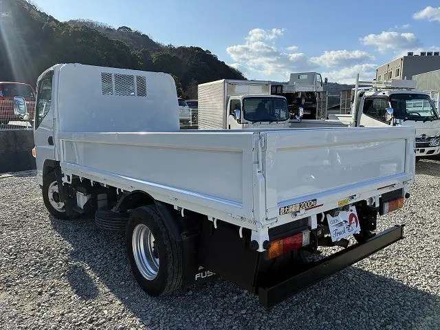 三菱 キャンター 2RG-FBA20(2WD)の写真6