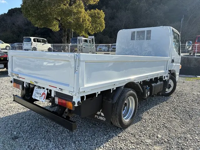 三菱 キャンター 2RG-FBA20(2WD)の写真8