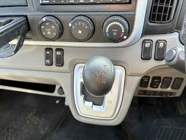 三菱 キャンター 2RG-FBA20(2WD)の写真33