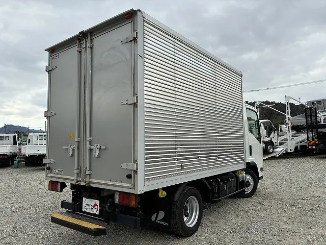 いすゞ エルフ 2RG-NLR88AN(2WD)の写真8