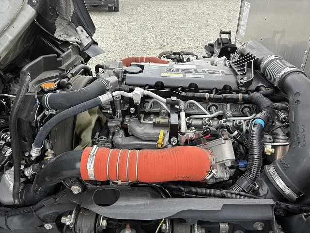 いすゞ エルフ 2RG-NLR88AN(2WD)の写真23