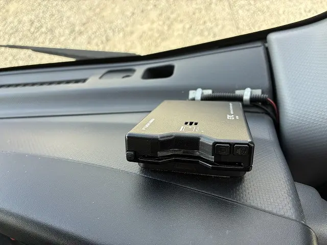 いすゞ エルフ 2RG-NLR88AN(2WD)の写真42