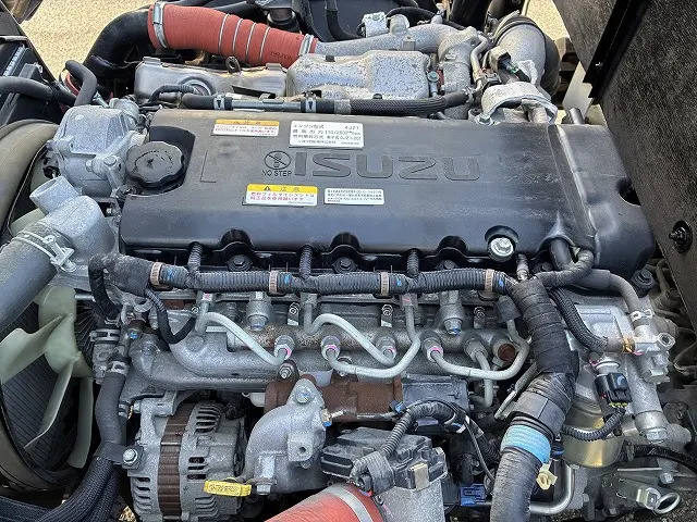 いすゞ エルフ 2RG-NPR88AR(2WD)の写真45