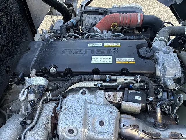 いすゞ エルフ 2RG-NPR88AR(2WD)の写真46