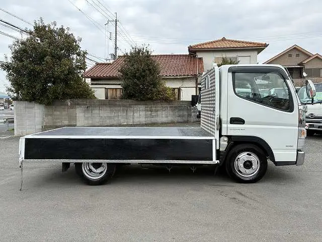 三菱 キャンター 2RG-FBA20(2WD)の写真12