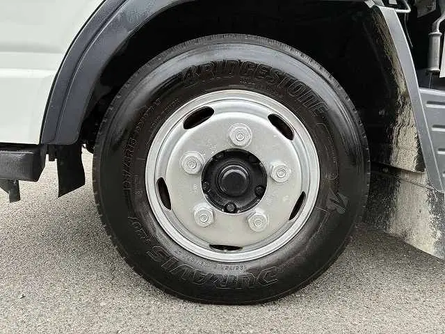 三菱 キャンター 2RG-FBA20(2WD)の写真24