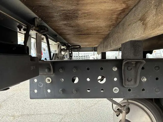 三菱 キャンター 2RG-FBA20(2WD)の写真29