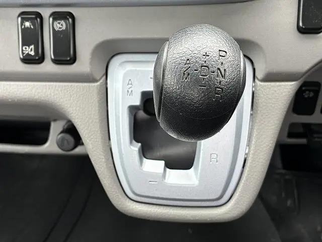 三菱 キャンター 2RG-FBA20(2WD)の写真45