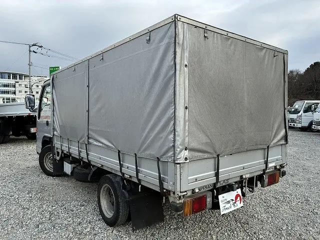 日産 アトラス KR-AHR69(2WD)の写真6