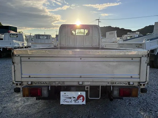 日産 アトラス KR-AHR69(2WD)の写真7