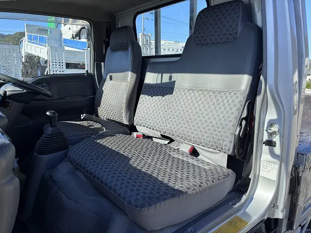 日産 アトラス KR-AHR69(2WD)の写真22