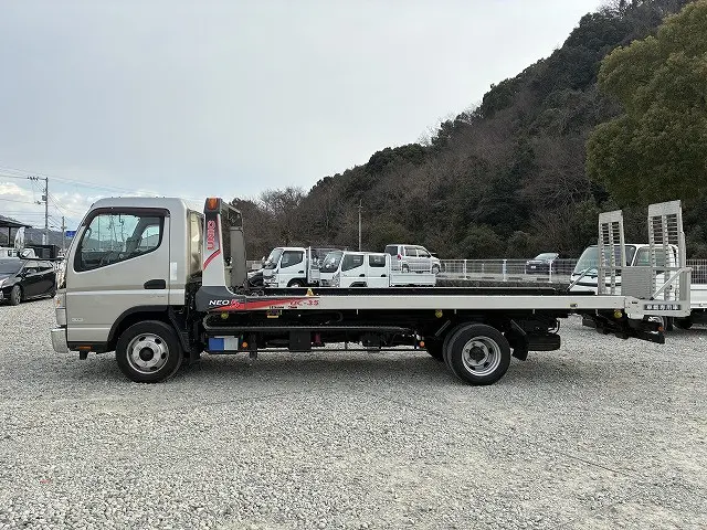 三菱 キャンター TKG-FEB80(2WD)の写真4