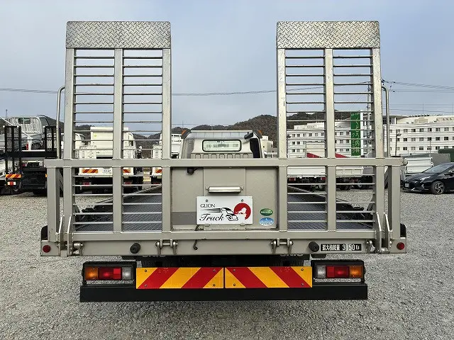 三菱 キャンター TKG-FEB80(2WD)の写真7