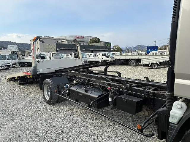 三菱 キャンター TKG-FEB80(2WD)の写真10