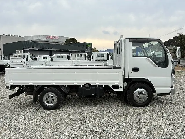 いすゞ エルフ BKG-NJR85A(2WD)の写真5
