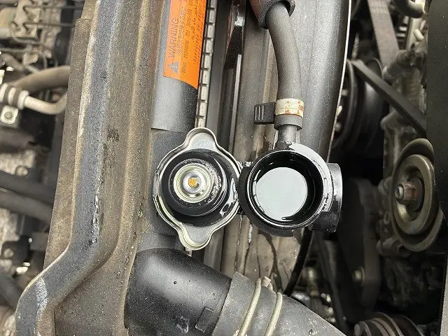 いすゞ エルフ BKG-NJR85A(2WD)の写真20