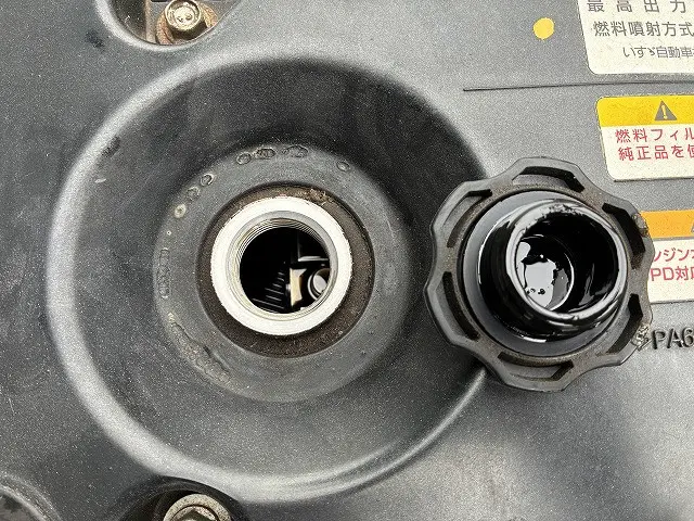 いすゞ エルフ BKG-NJR85A(2WD)の写真21