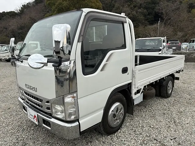 いすゞ エルフ BKG-NJR85A(2WD)の写真25