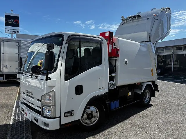 いすゞ エルフ TKG-NMR85AN(2WD)の写真14