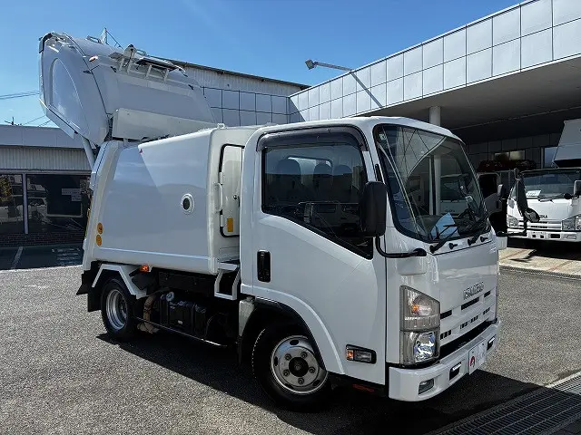 いすゞ エルフ TKG-NMR85AN(2WD)の写真16