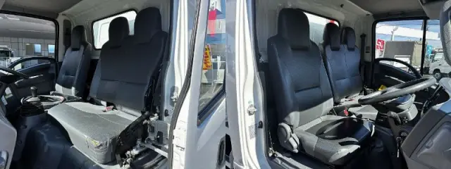 いすゞ エルフ TKG-NMR85AN(2WD)の写真20