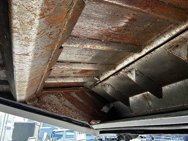 いすゞ エルフ TKG-NMR85AN(2WD)の写真39