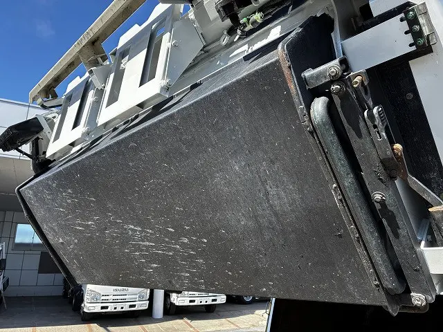 いすゞ エルフ TKG-NMR85AN(2WD)の写真43