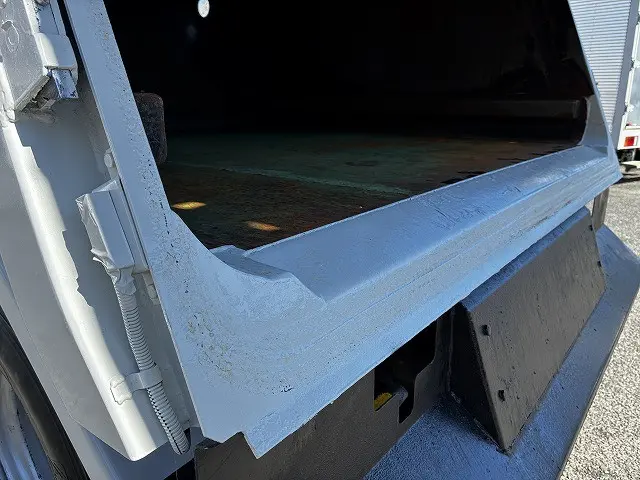 いすゞ エルフ TKG-NMR85AN(2WD)の写真45