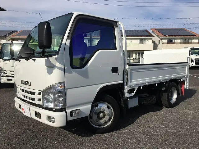 いすゞ エルフ TRG-NKR85A(2WD)の写真1