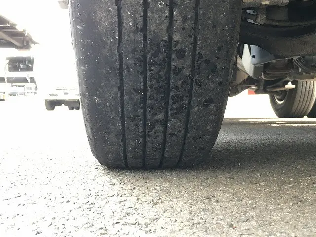 いすゞ エルフ TRG-NKR85A(2WD)の写真32