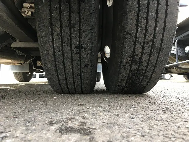 いすゞ エルフ TRG-NKR85A(2WD)の写真35