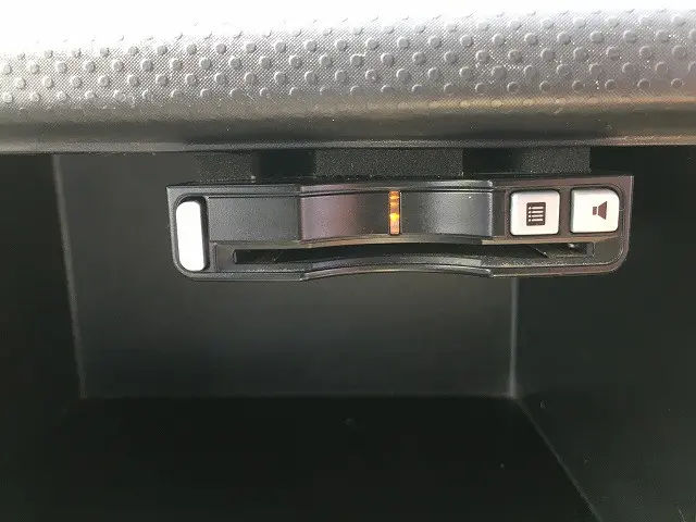 いすゞ エルフ TRG-NKR85A(2WD)の写真43