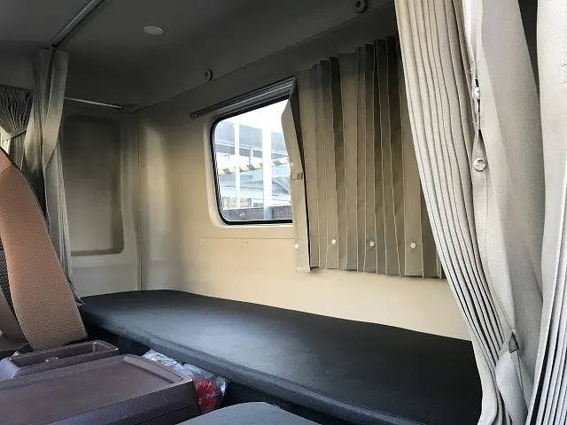 日野 レンジャー 2KG-FD2ABA(2WD)の写真50